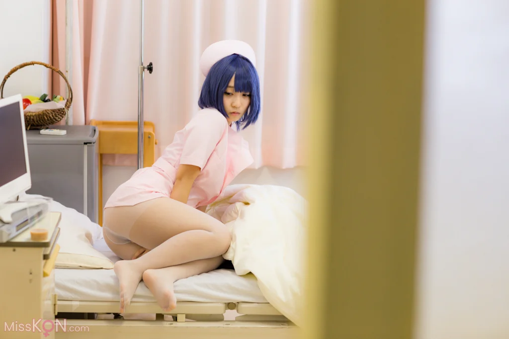 [JP] Moe Iori (伊織もえ): 夜勤病棟 YAKIN BYOTOU Nurse (156 photos)
