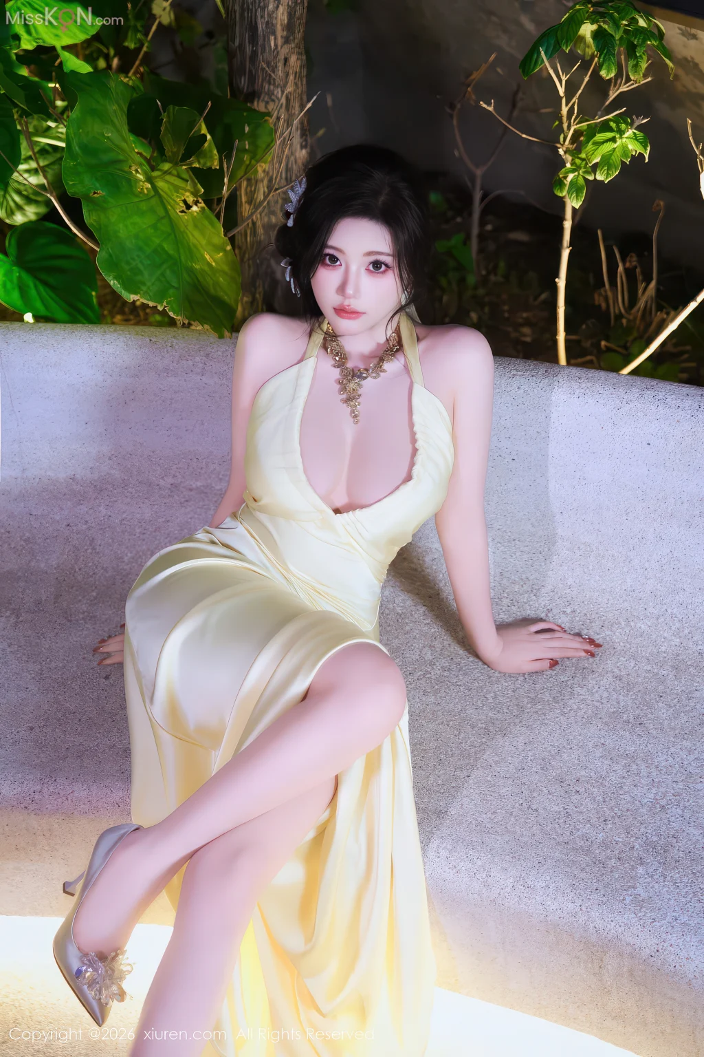 XIUREN No.11206: Yang Chen Chen (杨晨晨) (76 photos)