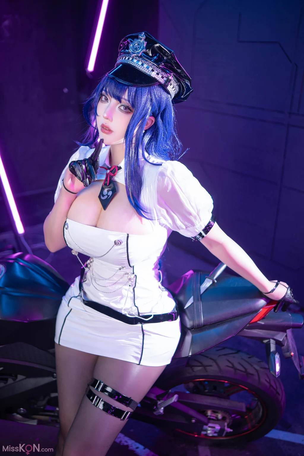 Coser@菌烨tako: 原神 雷电将军赛车 (12 photos)