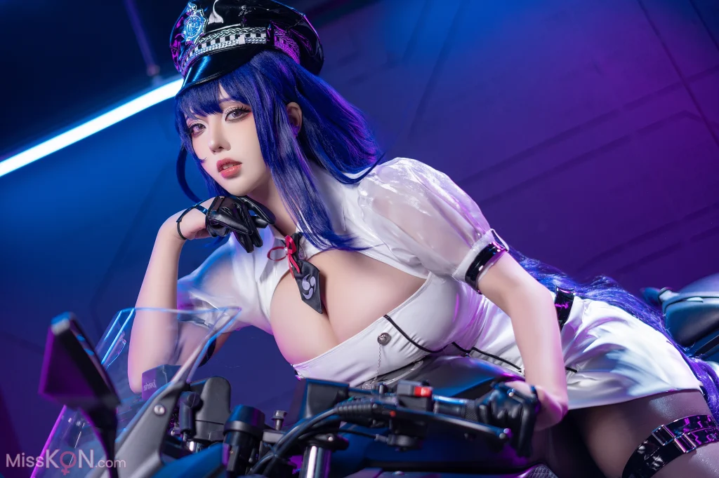 Coser@菌烨tako: 原神 雷电将军赛车 (12 photos)