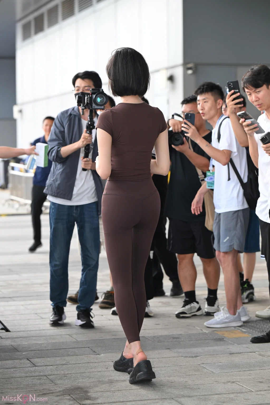[精选街拍作品] No.5151 – 5160 (2240 photos) – Page 4