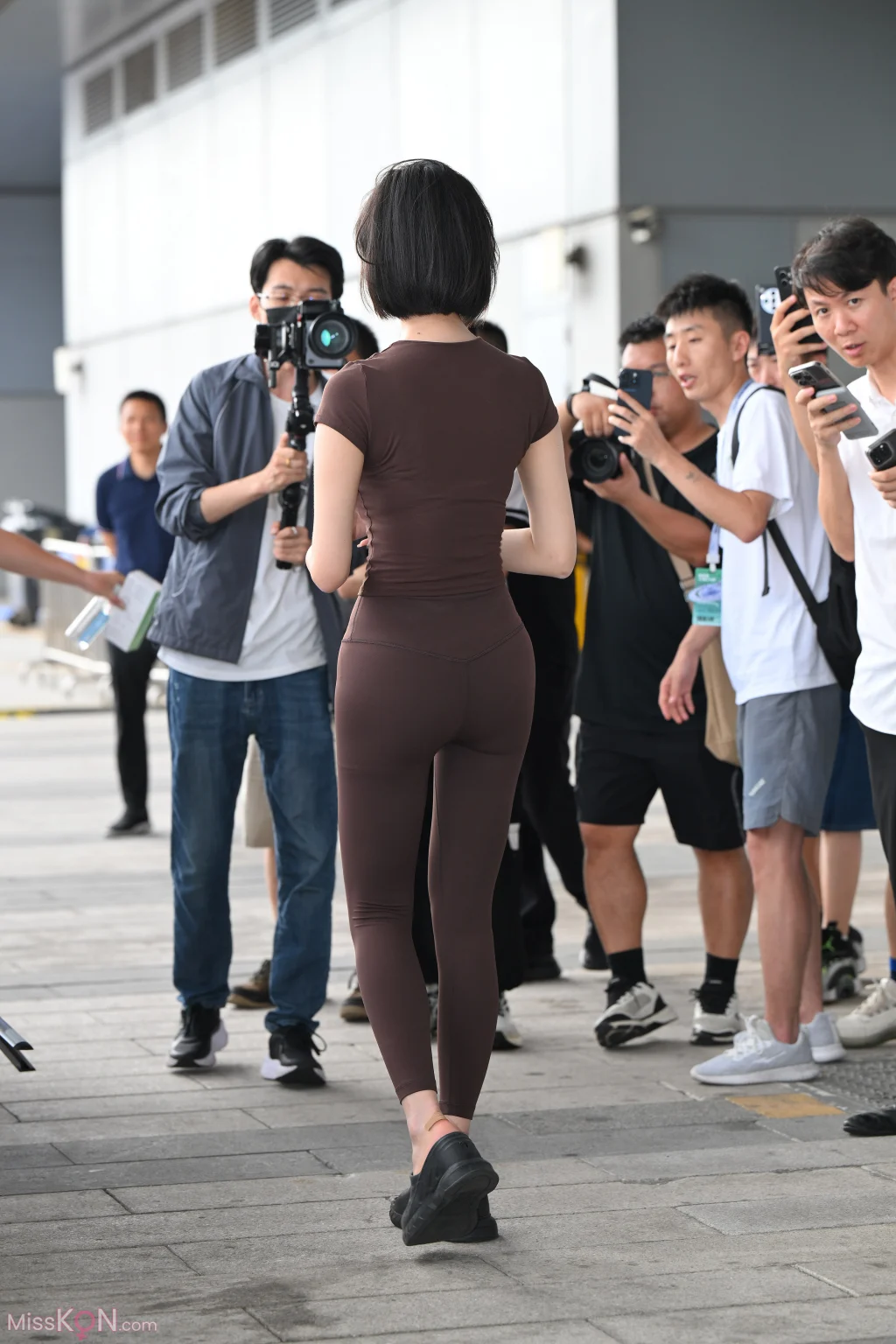 [精选街拍作品] No.5151 – 5160 (2240 photos) – Page 4