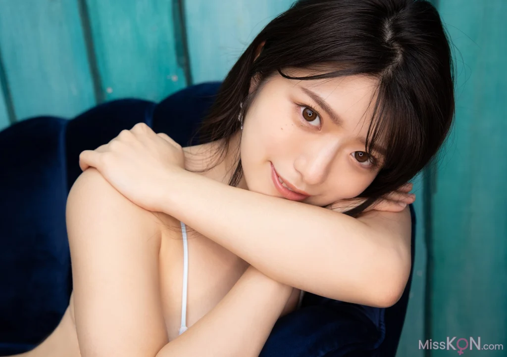 [JP] Kana Yamada (山田かな): 【デジタル限定 GJ PHOTO BOOK】写真集「…まだかな？」 (114 photos)