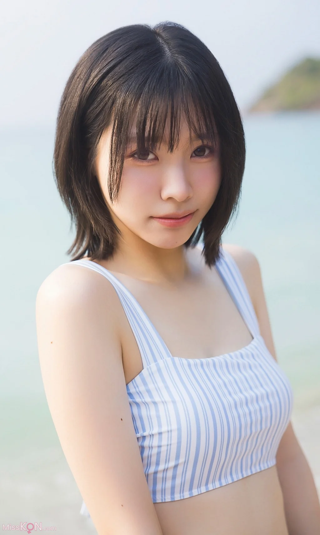 [JP] Liyuu:【オールアザー版】Liyuu 2nd写真集 ヒトミ (118 photos) – Page 2
