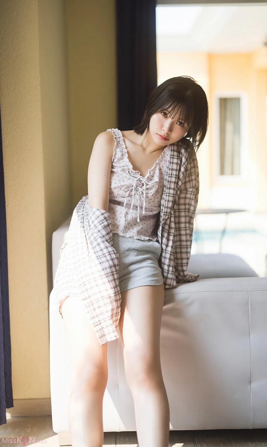 [JP] Liyuu:【オールアザー版】Liyuu 2nd写真集 ヒトミ (118 photos) – Page 3