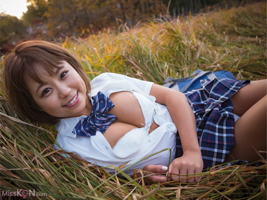 [JP] Mitsuki Maya (真矢みつき): グラビア写真集『nostalgia』 (44 photos)