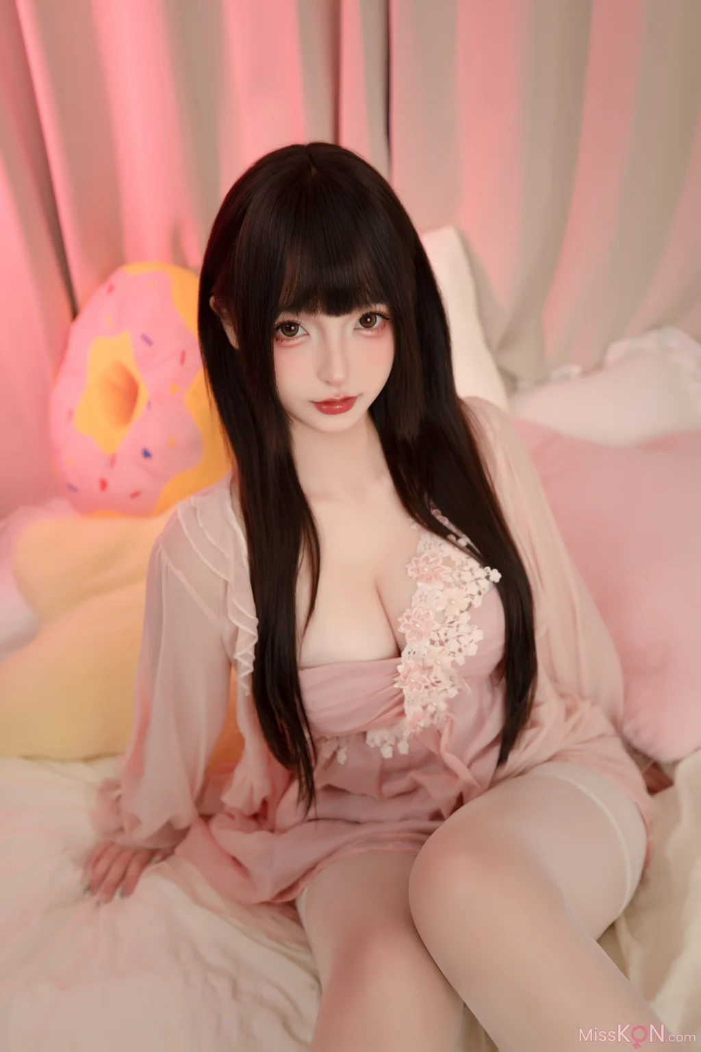Coser@神楽坂真冬: 高跟睡袍 (75 photos + 2 videos)