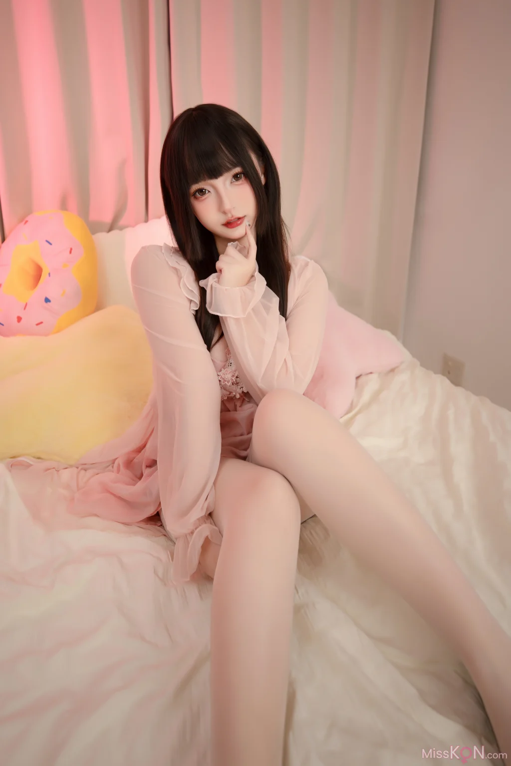 Coser@神楽坂真冬: 高跟睡袍 (75 photos + 2 videos) – Page 2