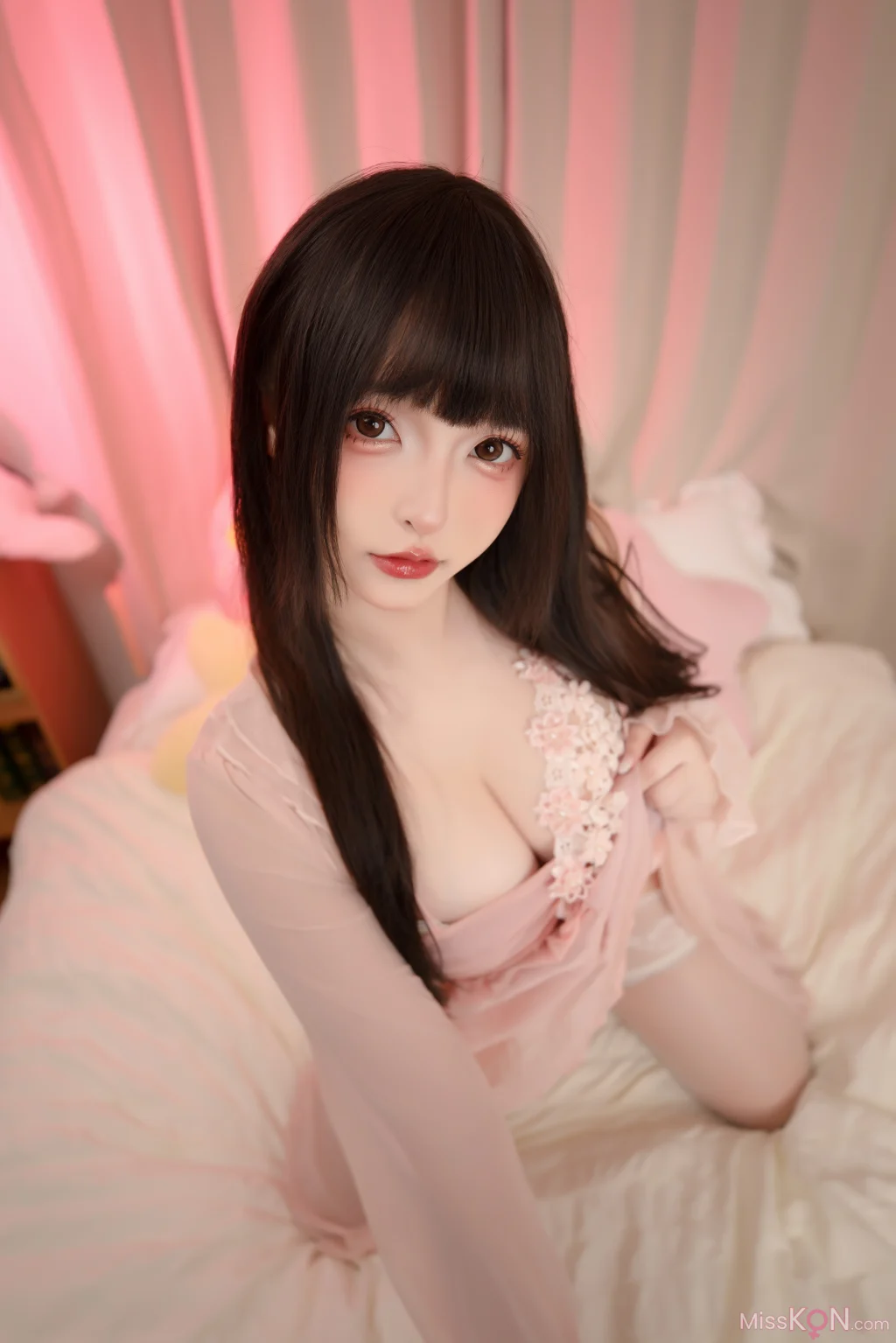 Coser@神楽坂真冬: 高跟睡袍 (75 photos + 2 videos) – Page 2