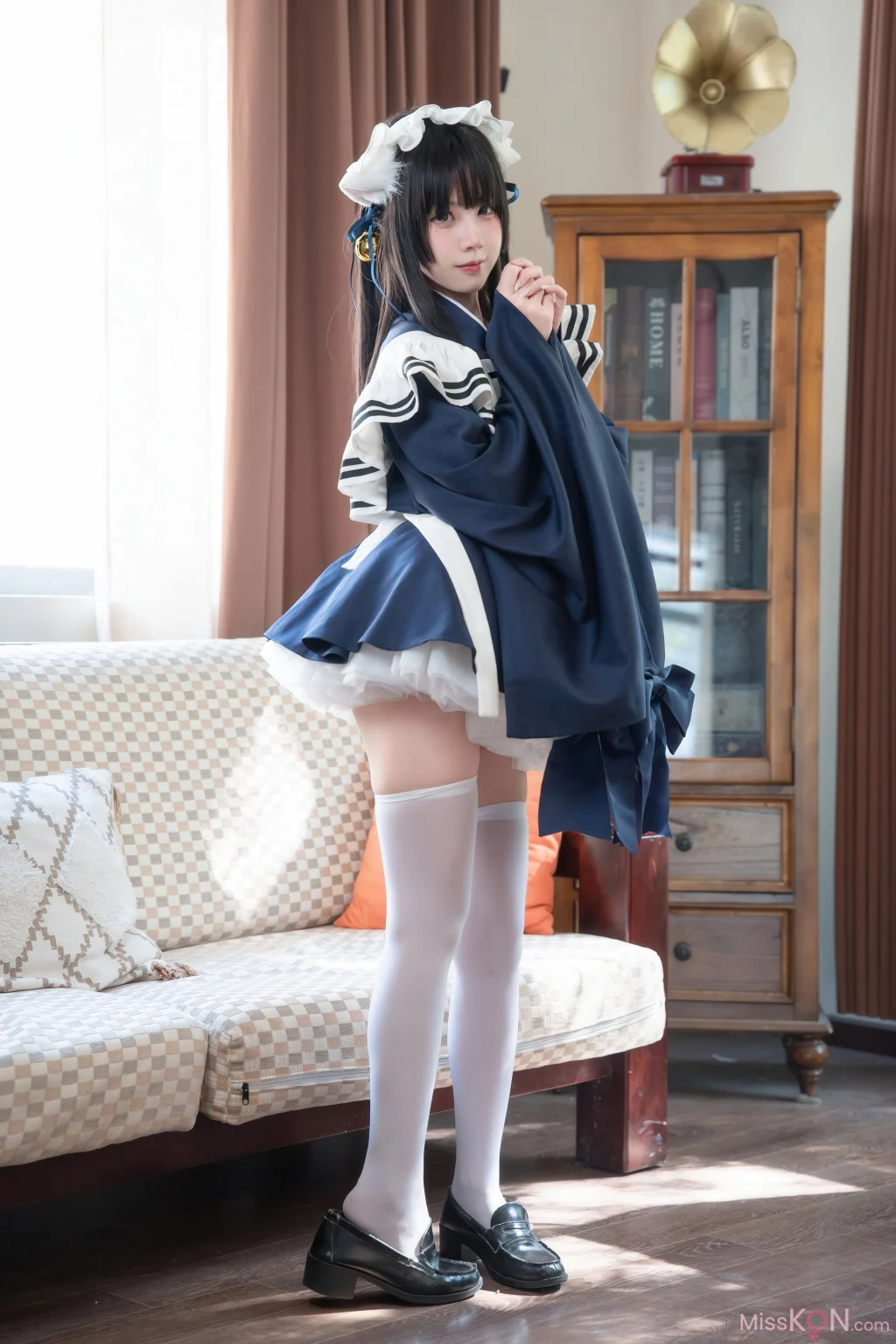 Coser@清水凪: 猫体工学 (55 photos)