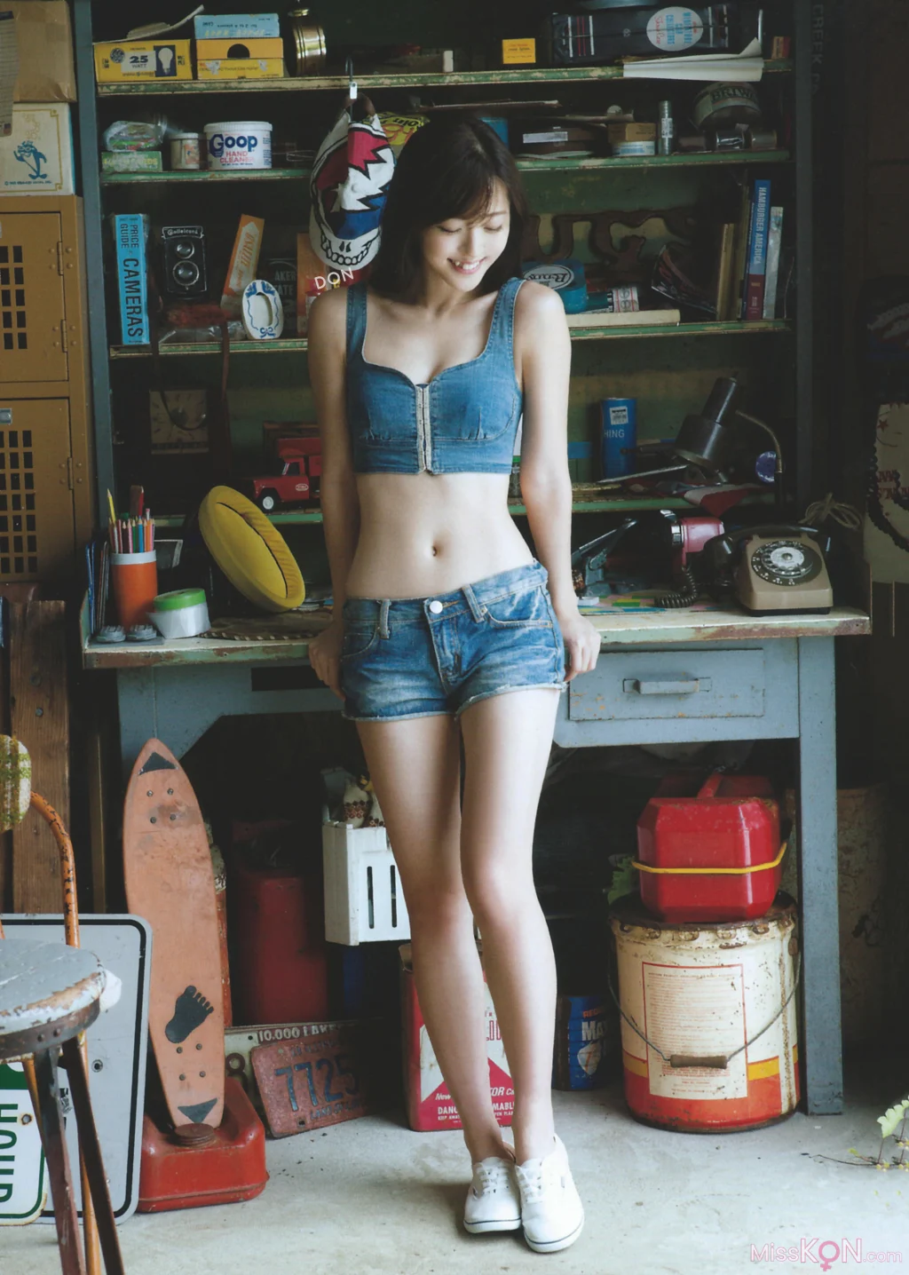 [JP] Airi Suzuki (鈴木愛理): 全集 2010-2017 『 永遠 』 (135 photos)
