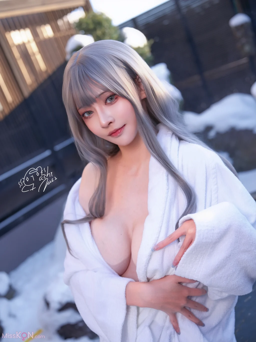 Coser@Machi馬吉: 温泉浴袍 (24 photos + 1 video)