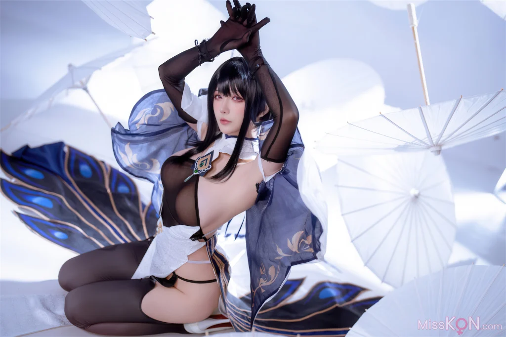 Coser@星之迟迟Hoshilily: Azur Lane Chen Hai 碧蓝航线 镇海改 (44 photos)
