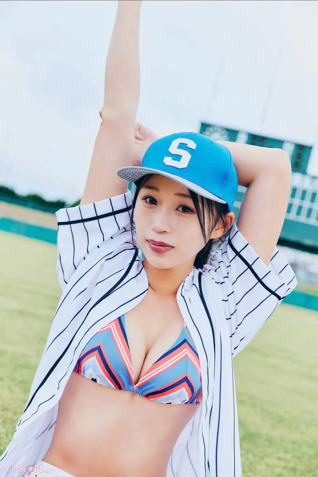 [JP] Rino Matsumoto (松本里乃): FRIDAYデジタル写真集 MAX124km_h ストレートに魅せられて (53 photos)
