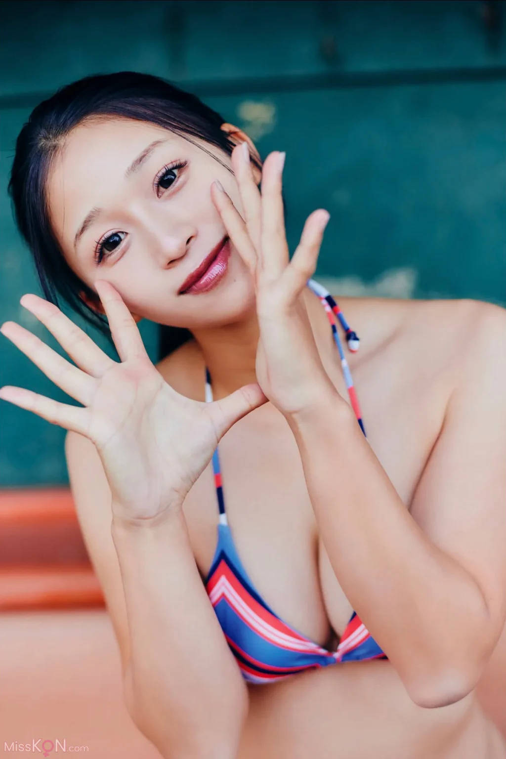 [JP] Rino Matsumoto (松本里乃): FRIDAYデジタル写真集 MAX124km_h ストレートに魅せられて (53 photos)