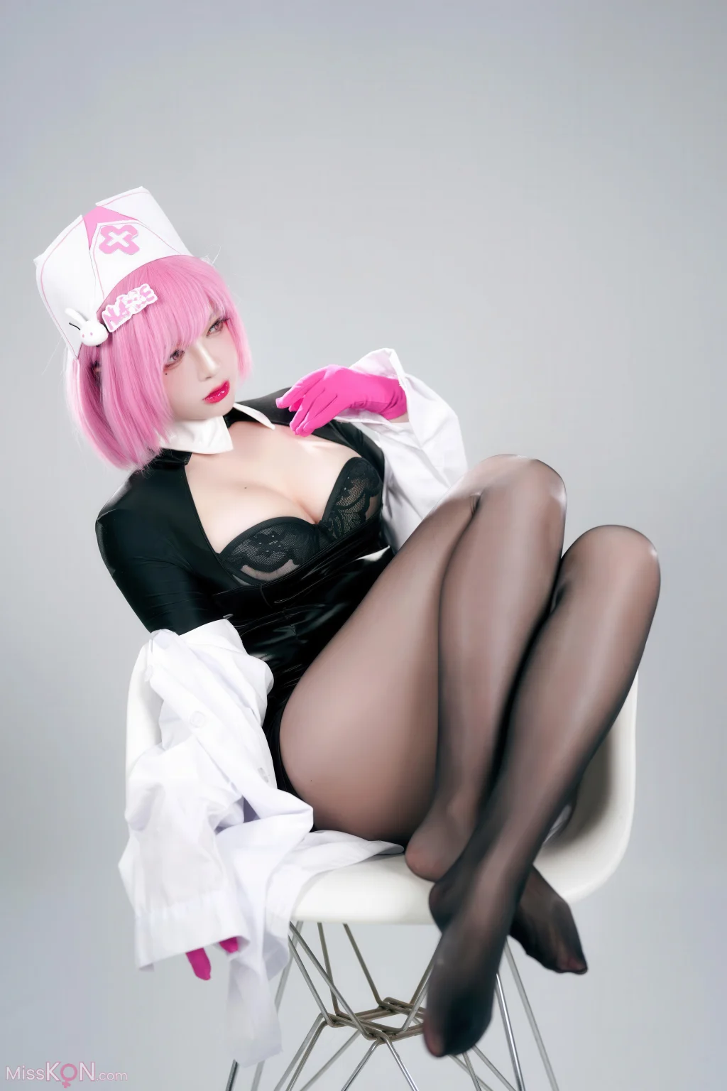 Coser@半半子: 王医生 (56 photos)