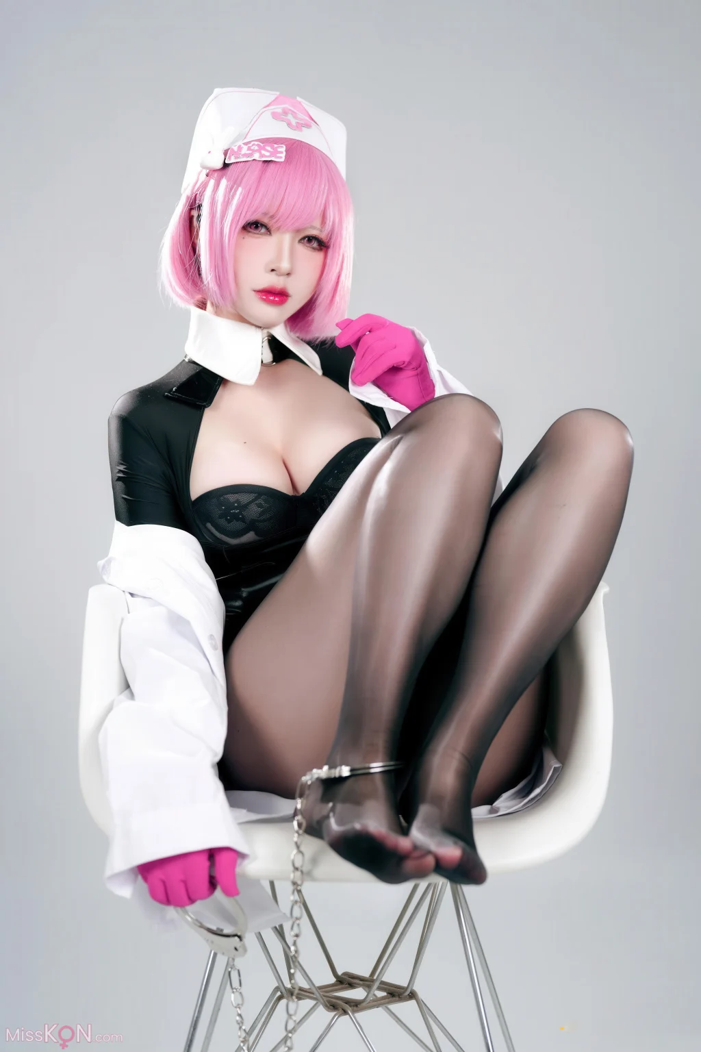 Coser@半半子: 王医生 (56 photos)