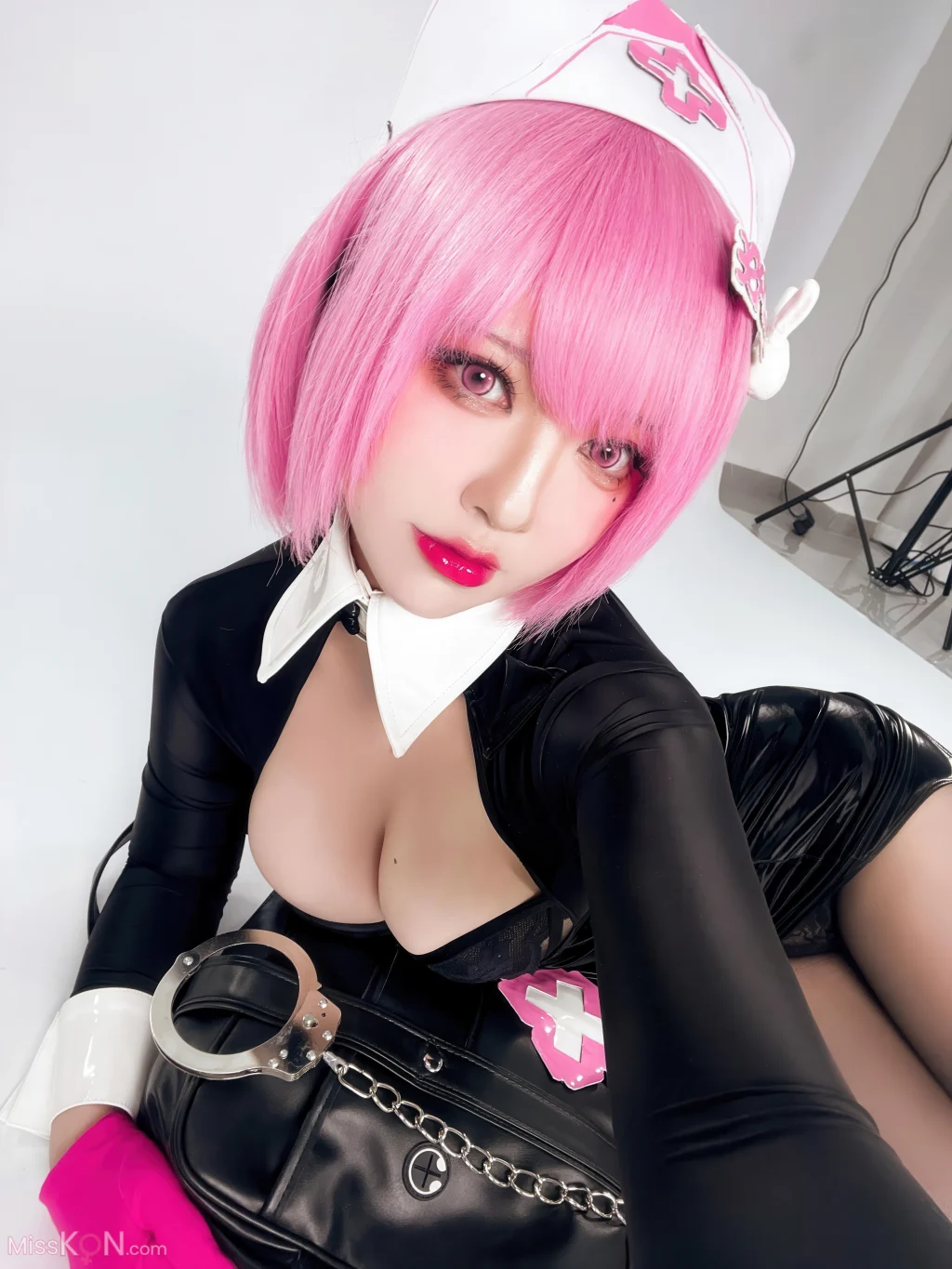 Coser@半半子: 王医生 (56 photos) – Page 2