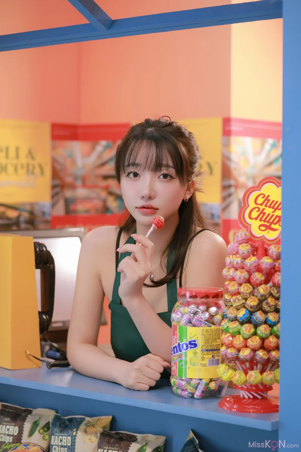 Son Ye-Eun (손예은): Night Shift (96 photos + 2 videos)