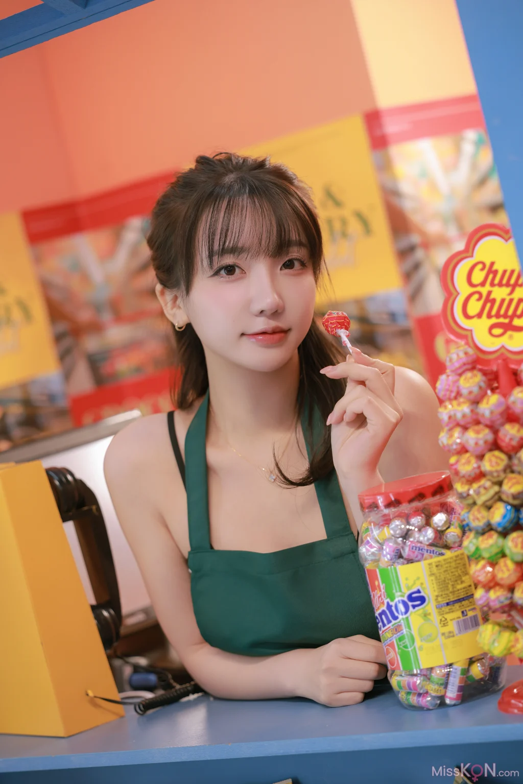 Son Ye-Eun (손예은): Night Shift (96 photos + 2 videos)