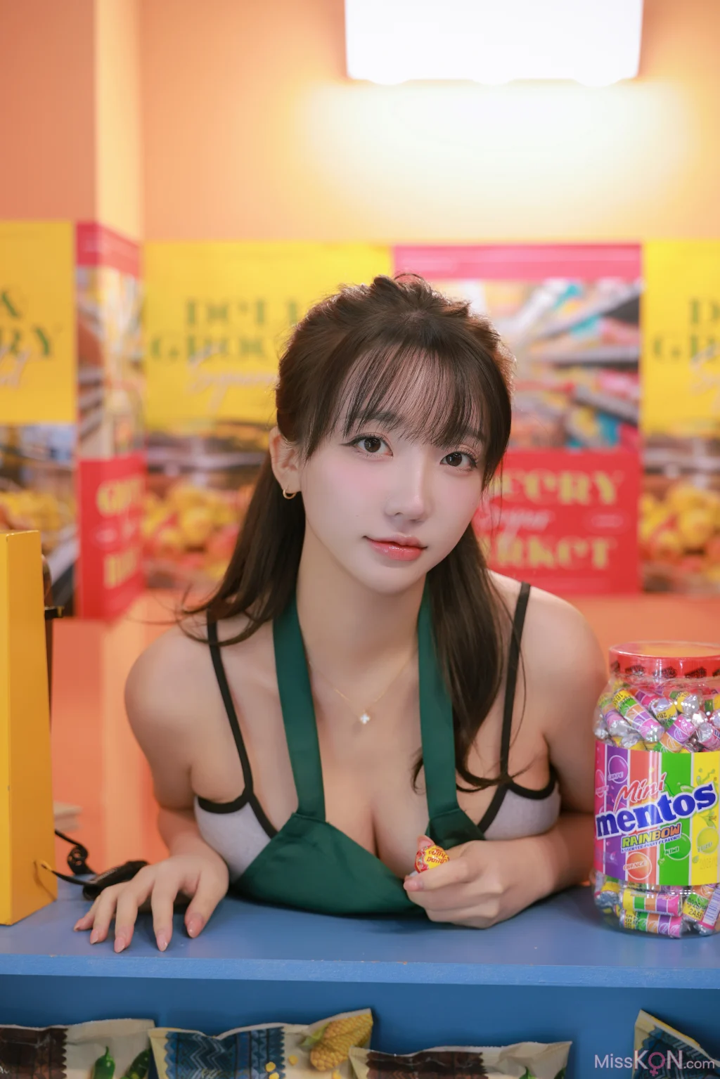 Son Ye-Eun (손예은): Night Shift (96 photos + 2 videos)