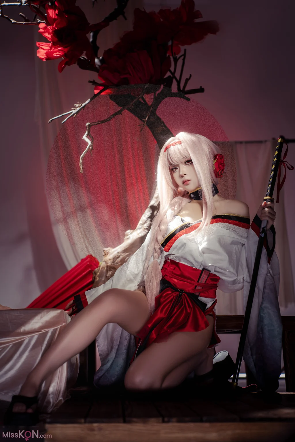 Coser@矢量鱼: Nikke胜利女神-暗莲 (30 photos) – Page 2