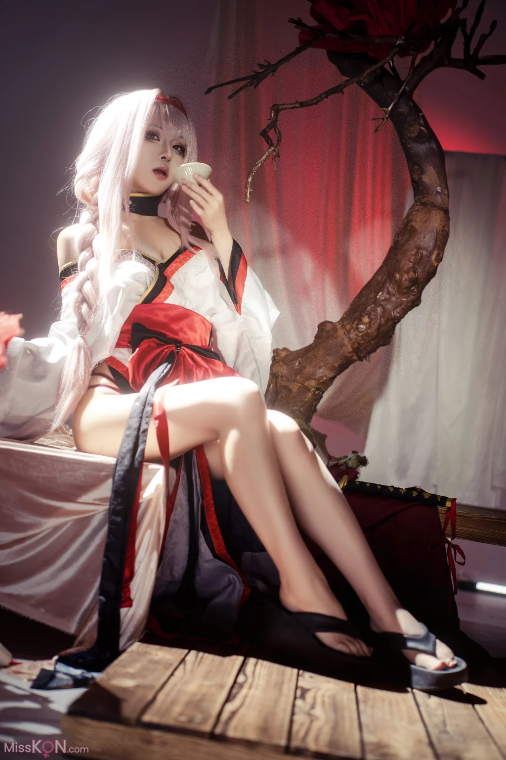 Coser@矢量鱼: Nikke胜利女神-暗莲 (30 photos) – Page 2