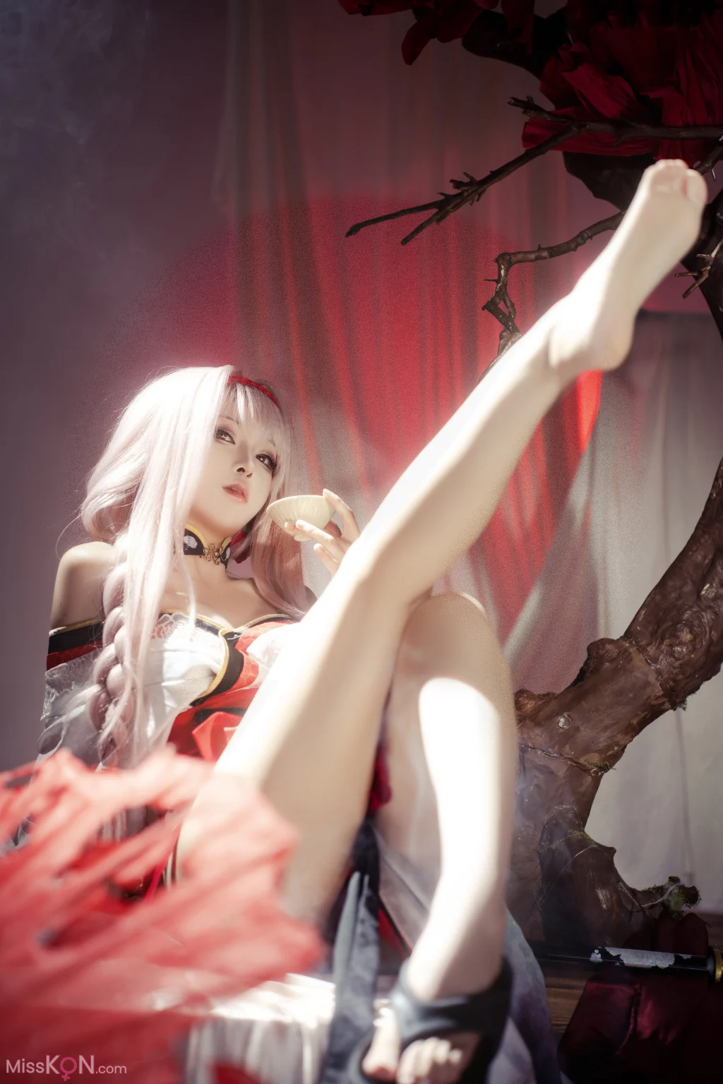Coser@矢量鱼: Nikke胜利女神-暗莲 (30 photos) – Page 2