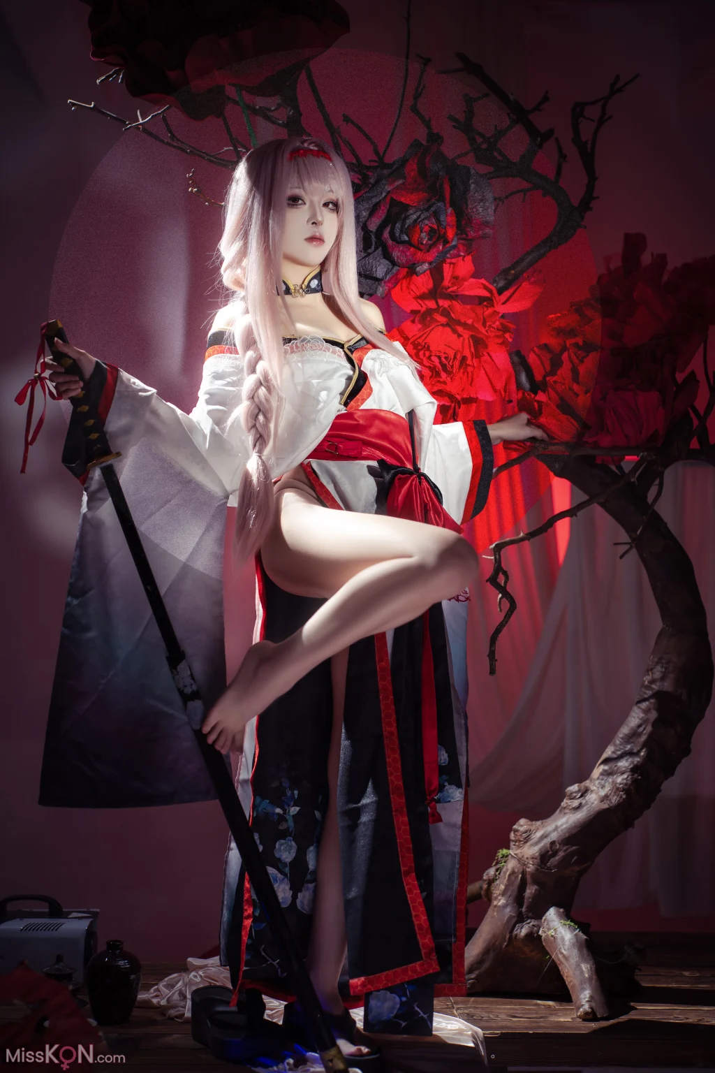 Coser@矢量鱼: Nikke胜利女神-暗莲 (30 photos) – Page 2