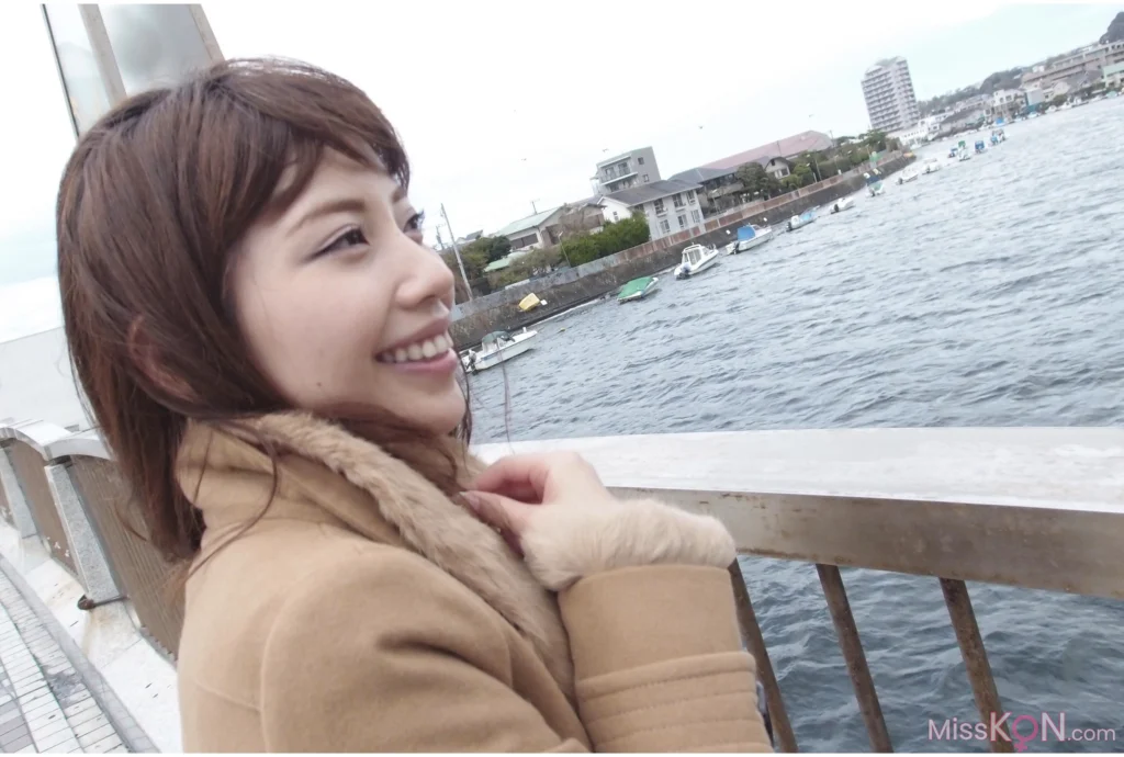[JP] Miyuki Yokoyama (横山美雪): オトナのお泊りデート (MAXING美少女写真集) (38 photos)