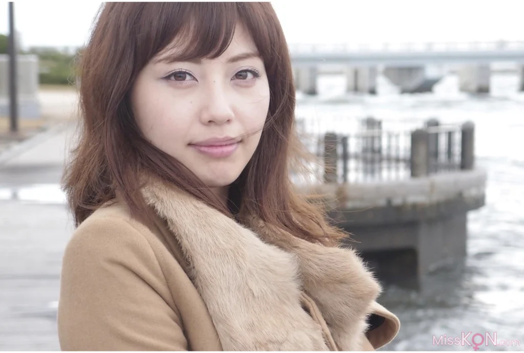 [JP] Miyuki Yokoyama (横山美雪): オトナのお泊りデート (MAXING美少女写真集) (38 photos)