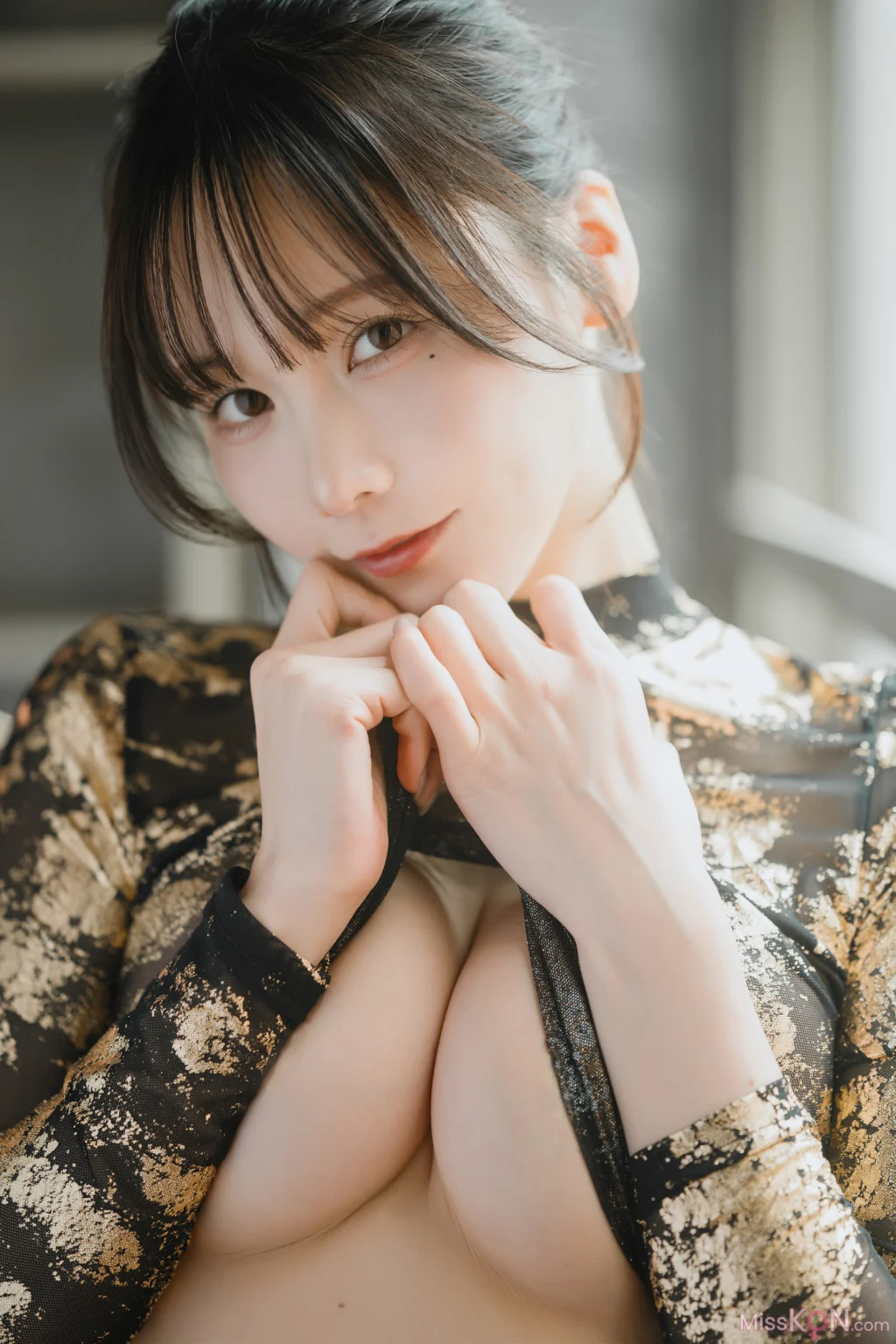 Coser@けん研 (けんけん): Gold Photobook (110 photos)