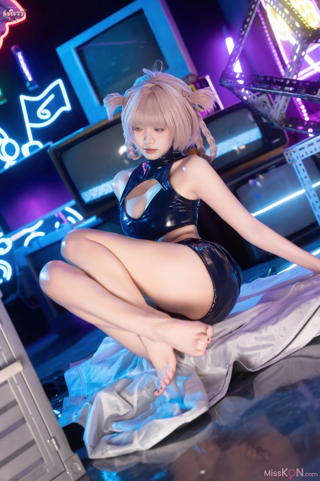 Coser@柒柒要乖哦: 常服小荠 (41 photos + 1 video)