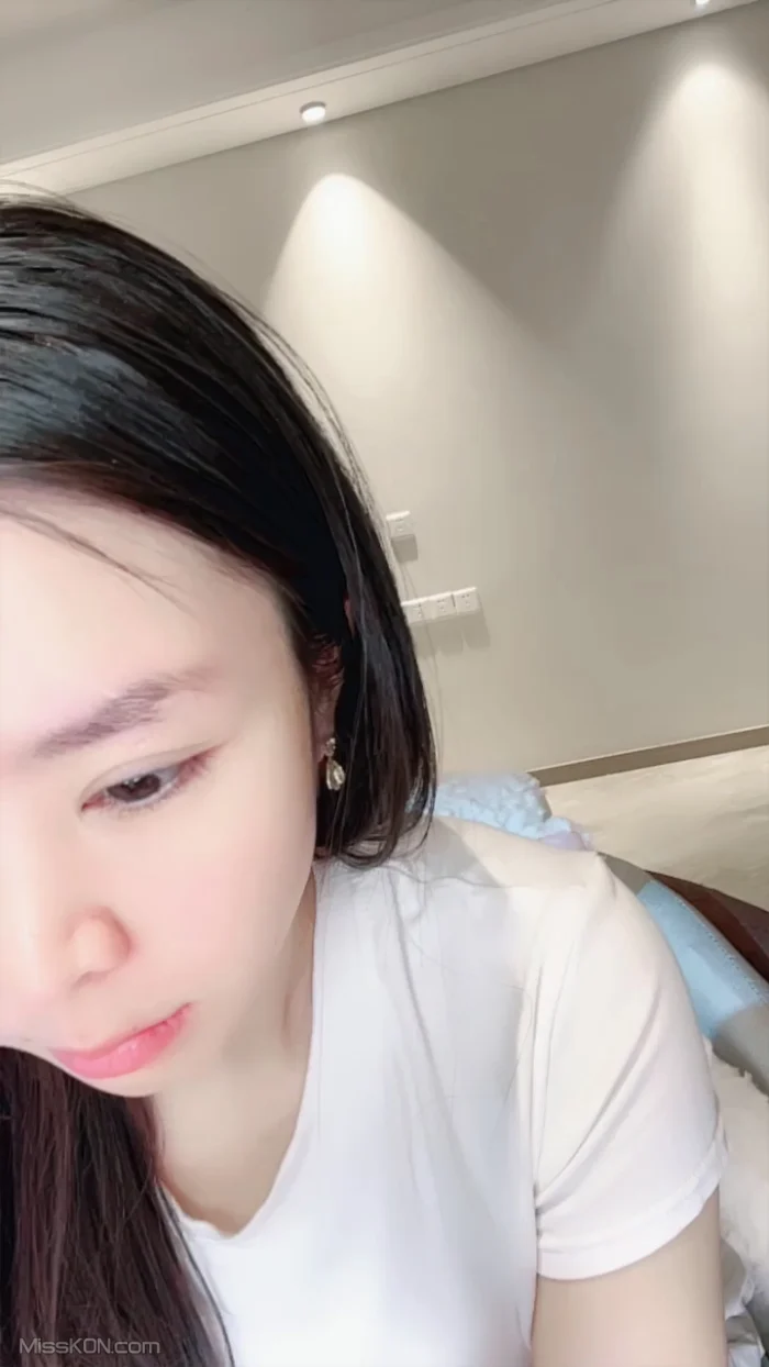 才艺米儿: 尤物女神 超强性感裸舞又喷水 (28 photos + 3 videos) – Page 2