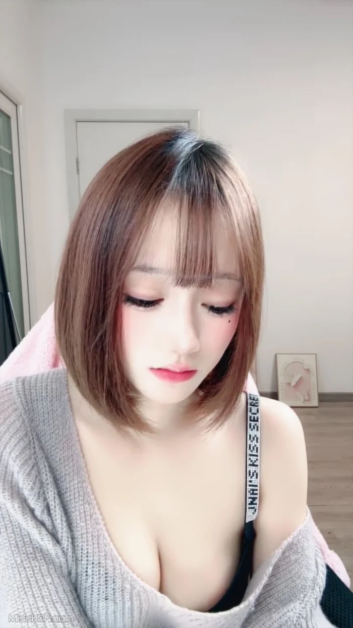 性感小兔: 女神超级名场面 首次喷水 (38 photos + 8 videos) – Page 2