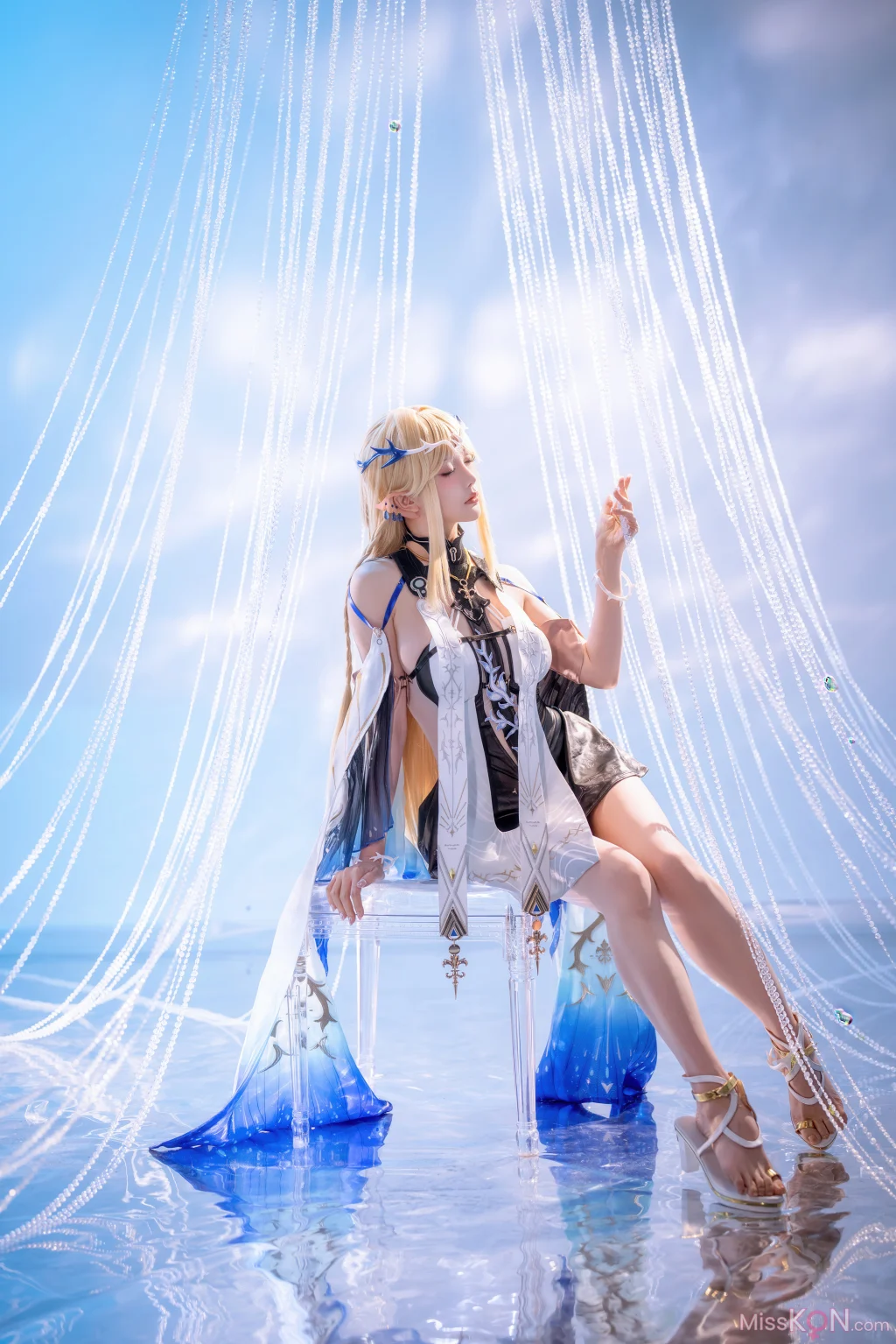 Coser@星之迟迟Hoshilily: 鸣潮 卡提希娅 (31 photos)