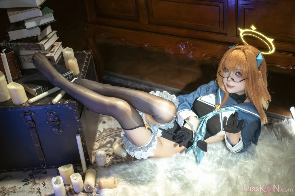 Coser@矢量鱼: 蔚蓝档案 志美子 (50 photos)