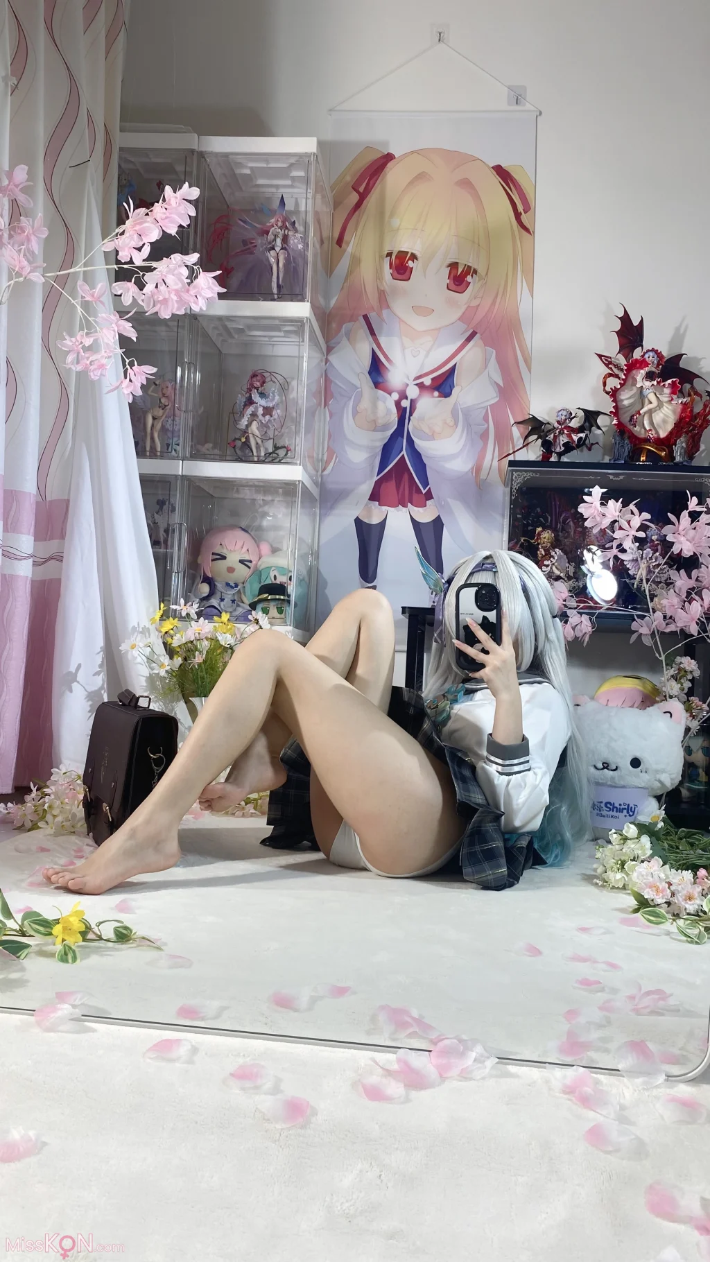 Coser@白栎Shirly: 春日流萤 (130 photos + 25 videos)