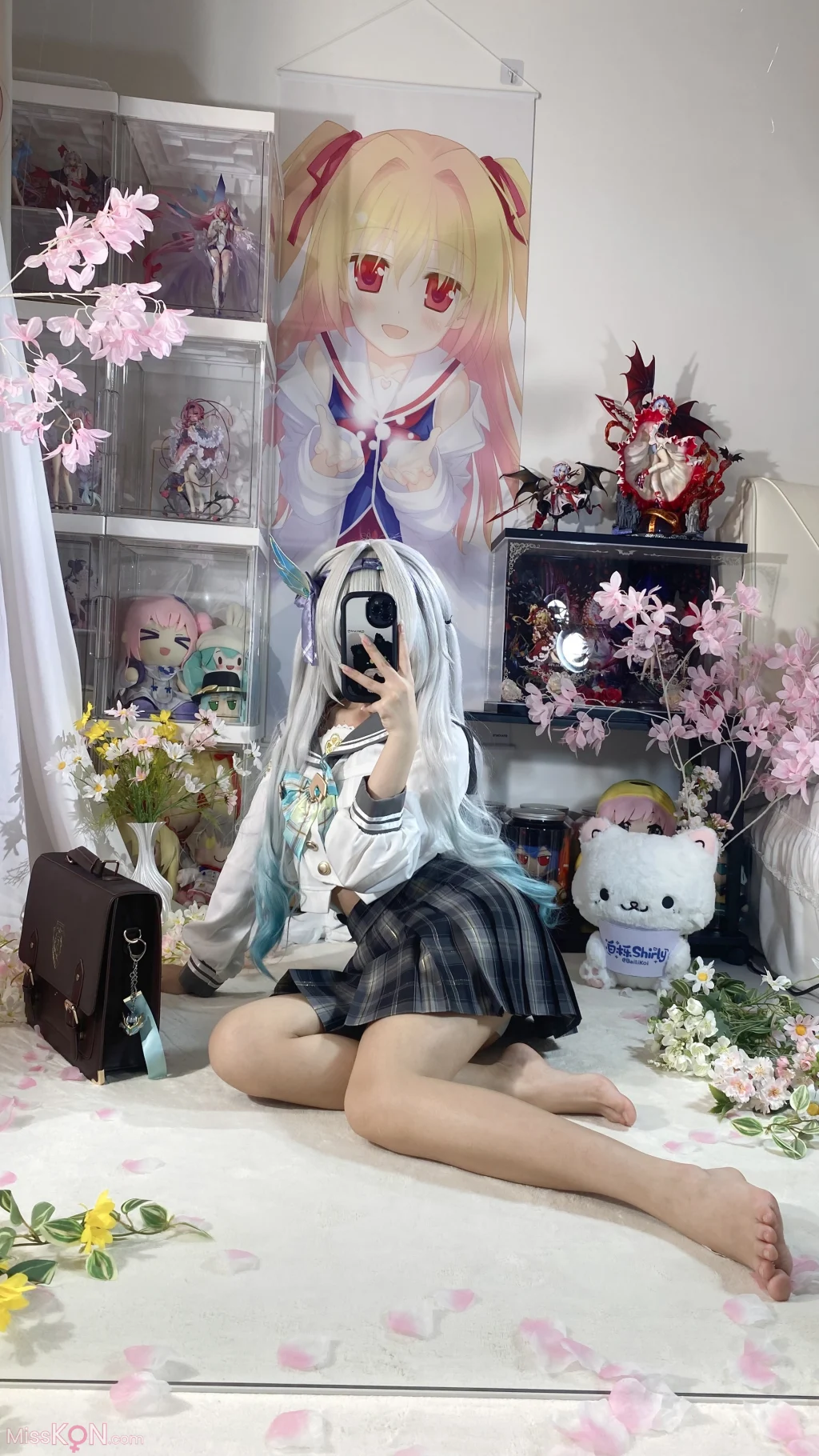 Coser@白栎Shirly: 春日流萤 (130 photos + 25 videos)