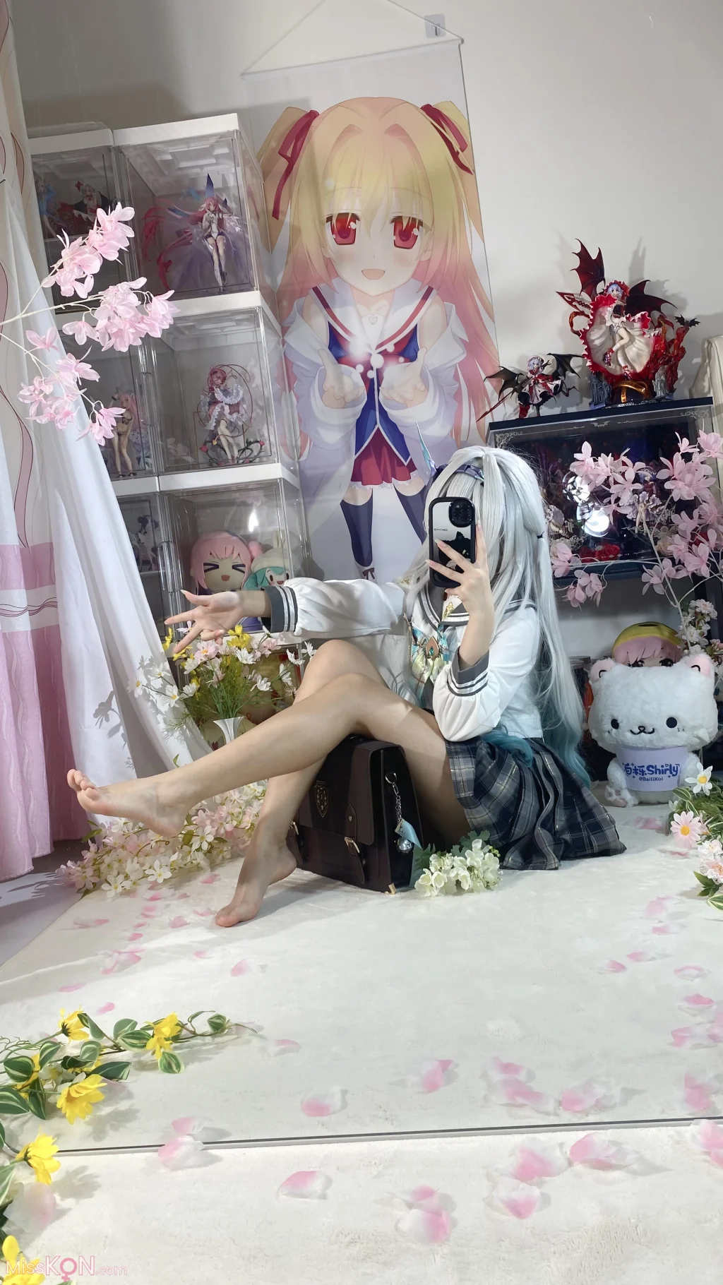Coser@白栎Shirly: 春日流萤 (130 photos + 25 videos)