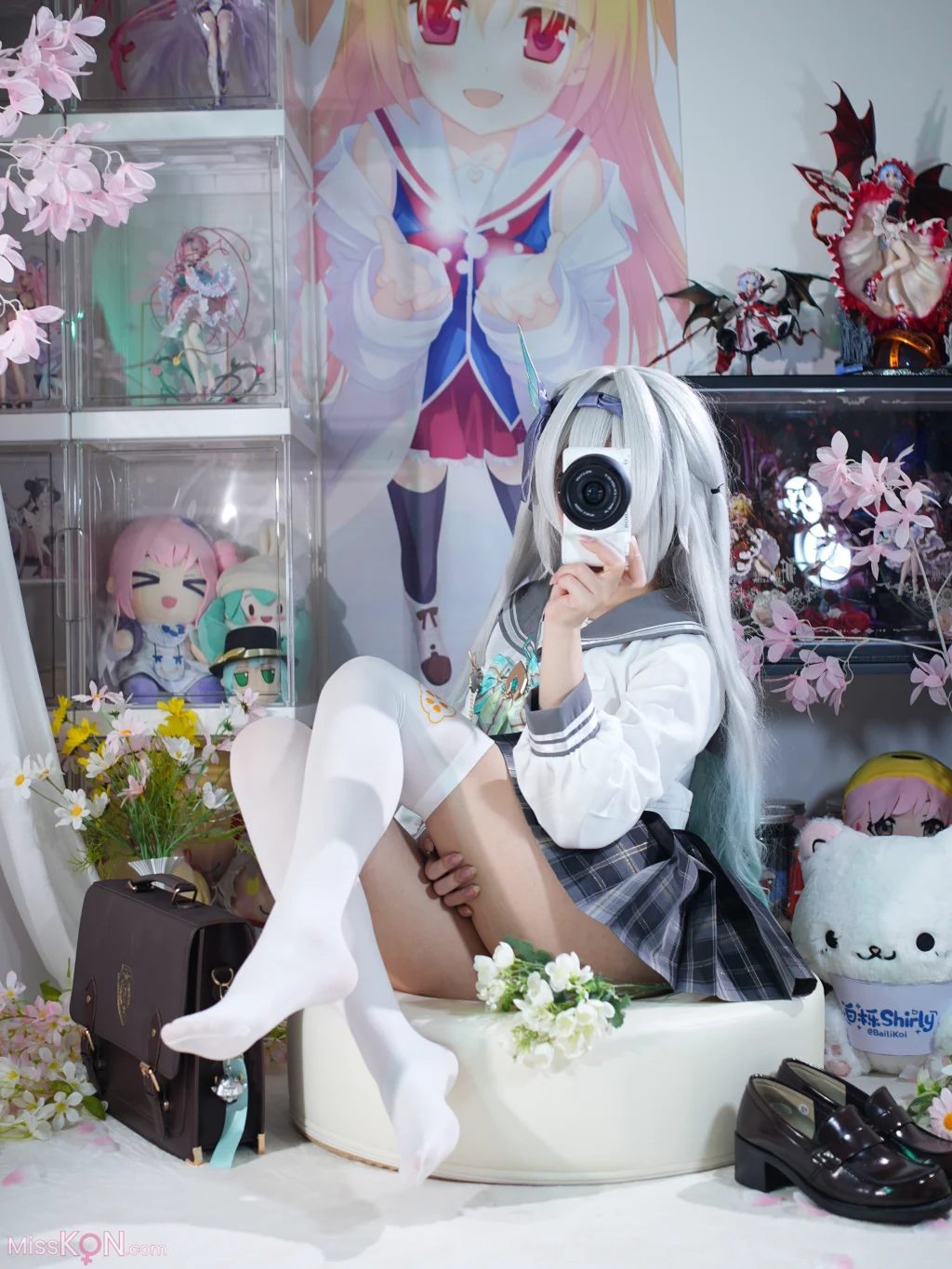 Coser@白栎Shirly: 春日流萤 (130 photos + 25 videos) – Page 2