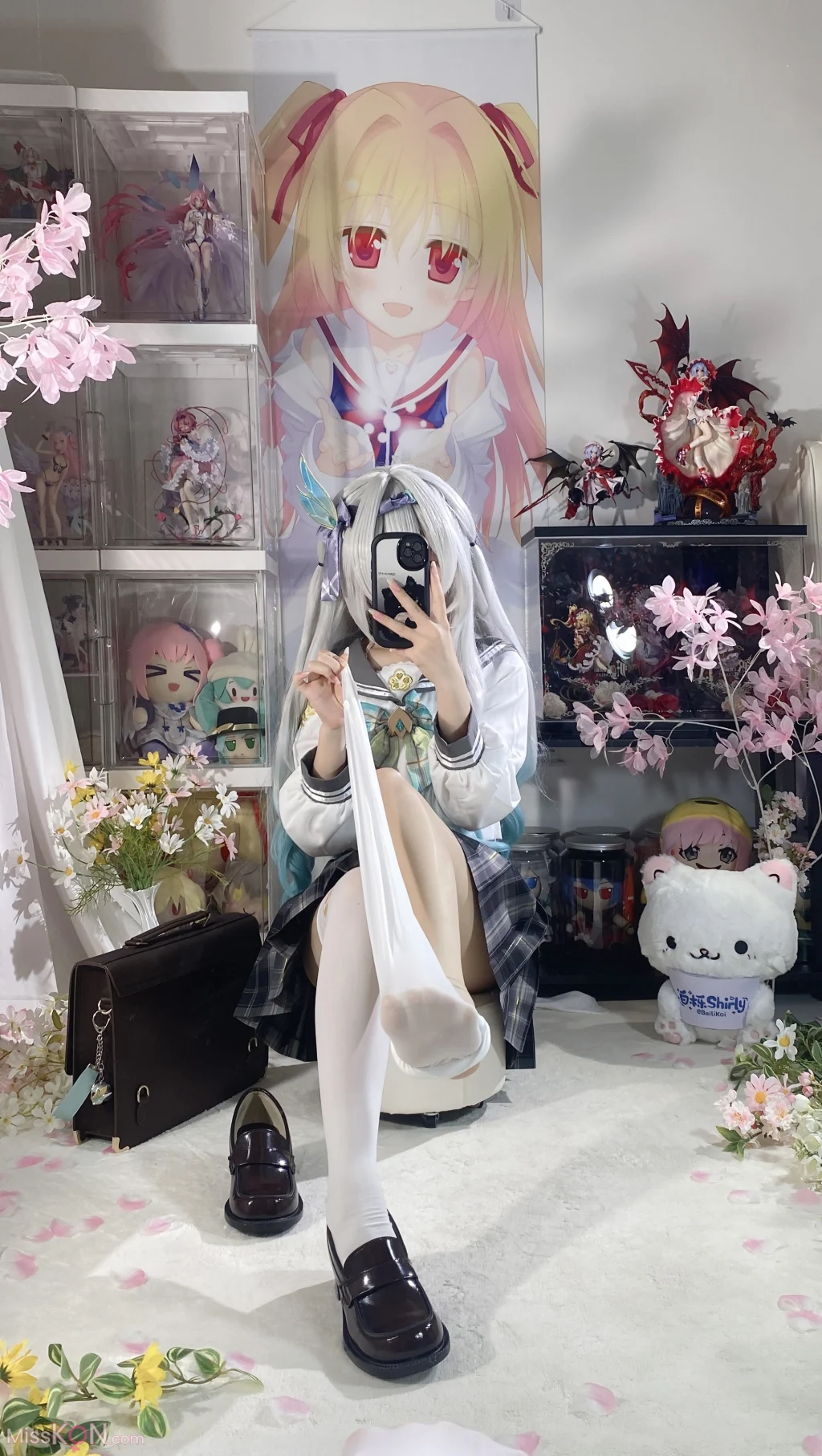 Coser@白栎Shirly: 春日流萤 (130 photos + 25 videos) – Page 3