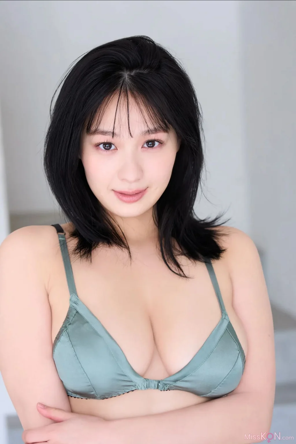 [JP] Mao Takano (髙野真央): FRIDAY Monthly Girl 057 完全未発表100カット＆ムービー (102 photos + 1 video) – Page 3