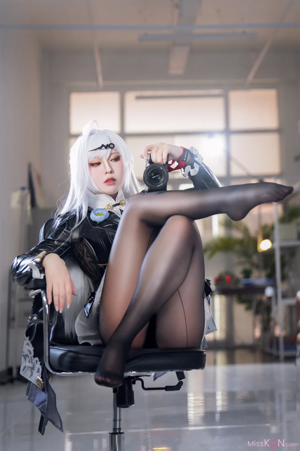Coser@半半子: 绝区零 儀玄師匠 墨形影踪 (51 photos + 4 videos) – Page 2