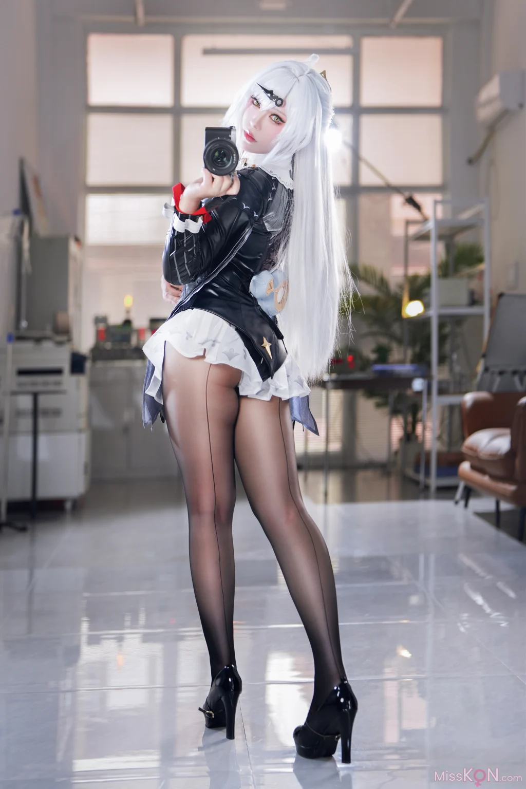 Coser@半半子: 绝区零 儀玄師匠 墨形影踪 (51 photos + 4 videos) – Page 2
