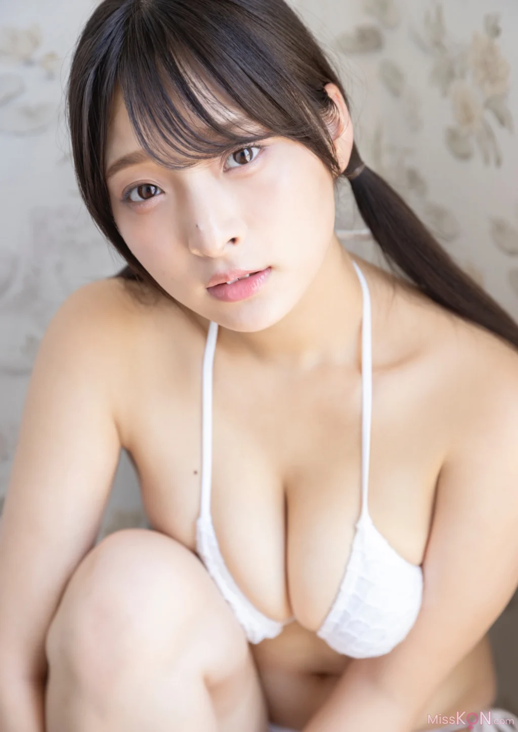 [JP] Misaki Sawa (沢美沙樹): 【デジタル限定 GJ PHOTO BOOK】写真集「さわみごろ」 (90 photos)