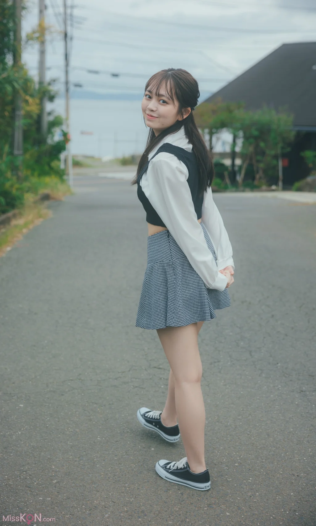 [JP] Mai Horai (蓬莱舞): 写真集「See eye to eye」 (週プレ PHOTO BOOK) (79 photos)