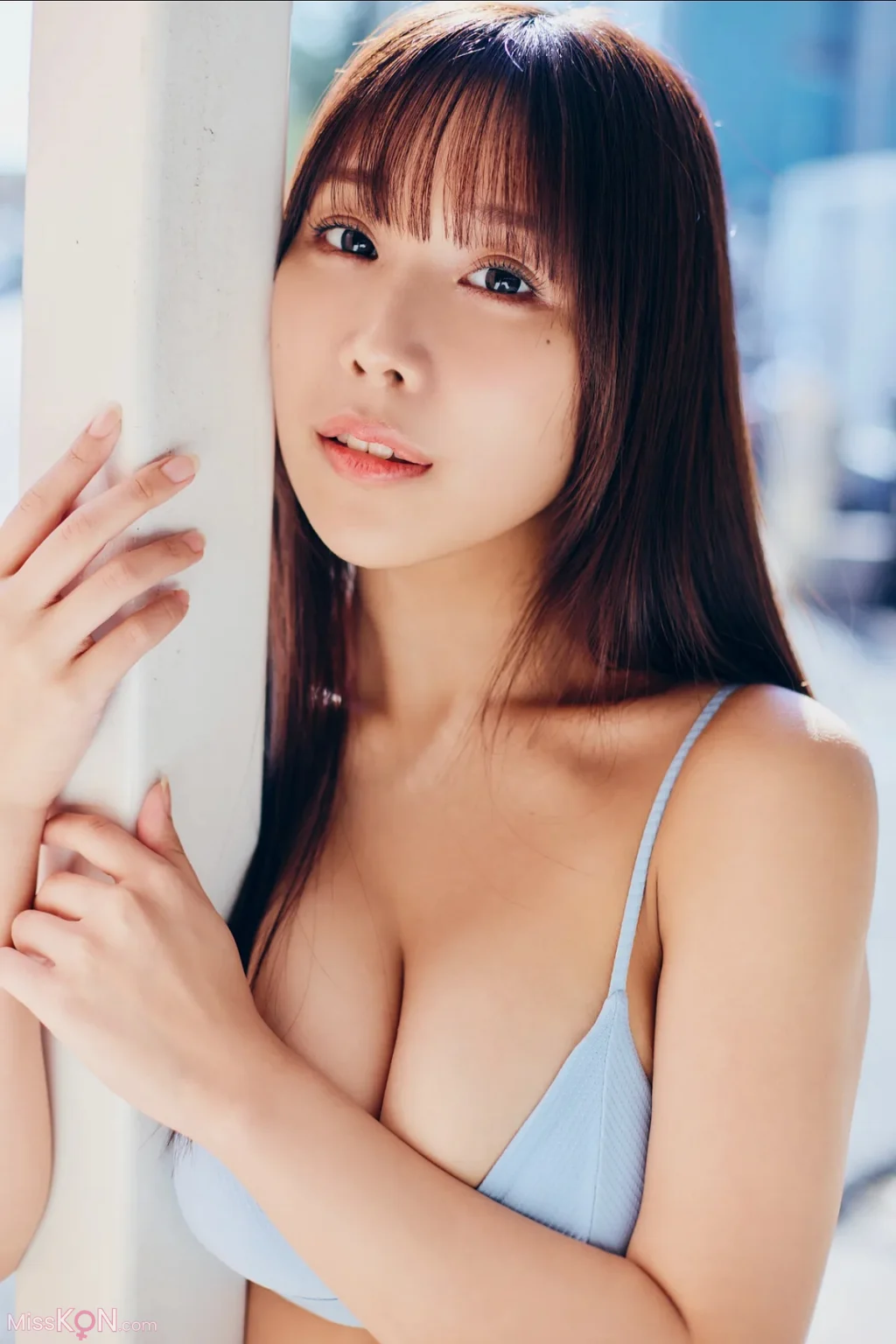 [JP] Towa Suzuki (鈴木兎羽): FRIDAYデジタル写真集 グラエンサー Vol.1 (65 photos) – Page 2