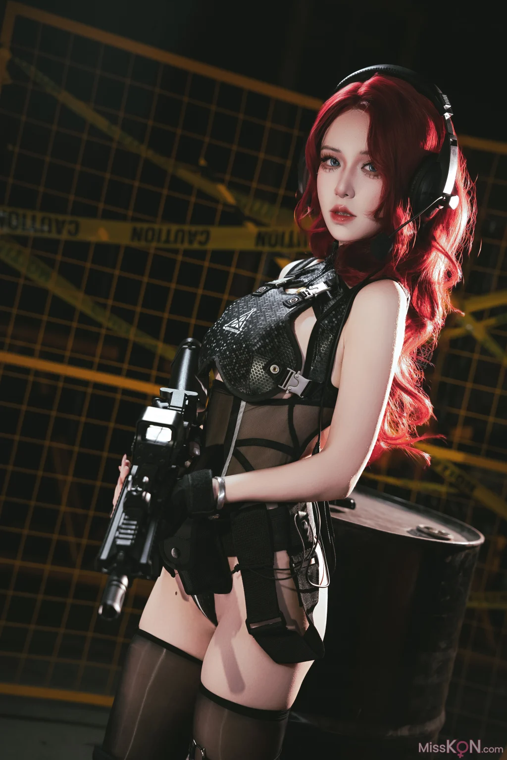 Coser@双木扶苏: 明日方舟 史尔特尔·得体社战术风 (60 photos)