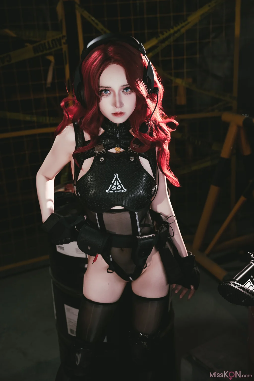Coser@双木扶苏: 明日方舟 史尔特尔·得体社战术风 (60 photos)